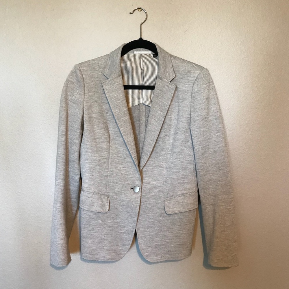 Uniqlo Women’s Blazer